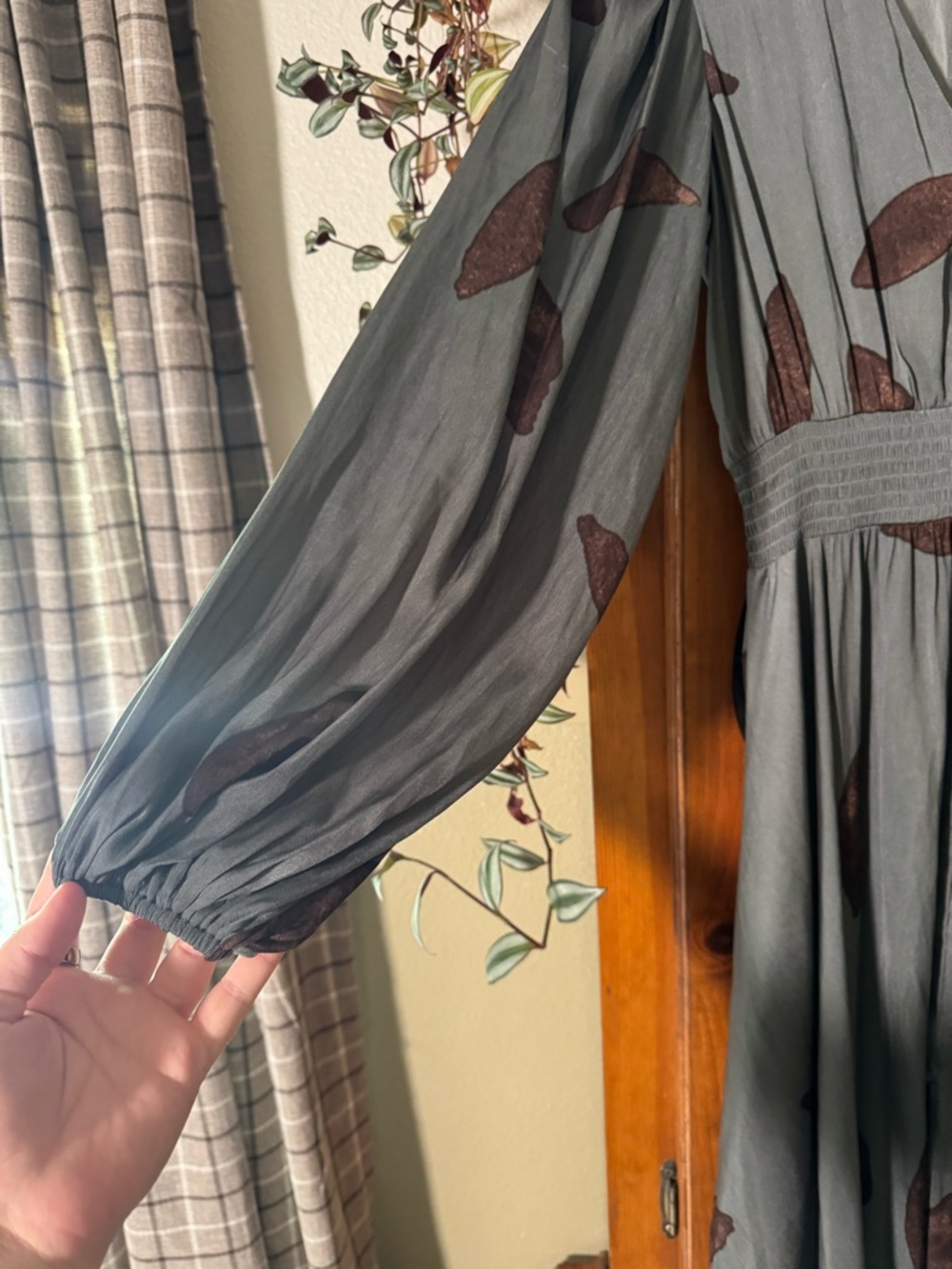 Grade & Gather Leaf Print High-Low Maxi Dress - Picture 3 of 7